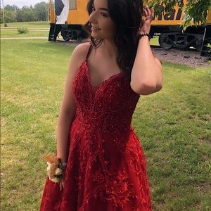 Red 2020 grad dress perfect condition!!!